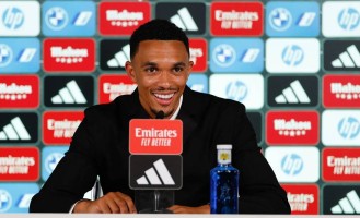 阿诺德：我看皇马欧冠三连长大 C罗亮相伯纳乌让年幼的我深受震撼