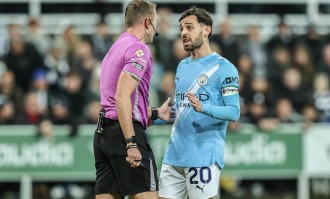 瓜迪奥拉“羞愧”道歉：曼城危机四伏，欧冠能否救赎？