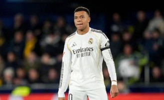 2-0取胜！姆巴佩20场轰21球，皇马力擒劲敌登顶西甲超越巴萨