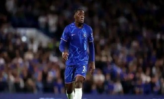 4500万到3500万！迪萨西转会陷僵局，黄潜抠门，切尔西强硬谁妥协？